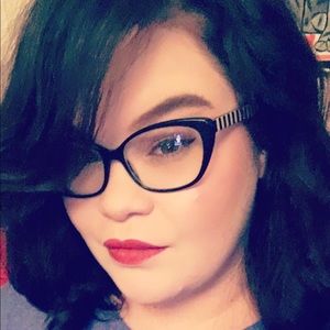 Meet your Posher, Erica